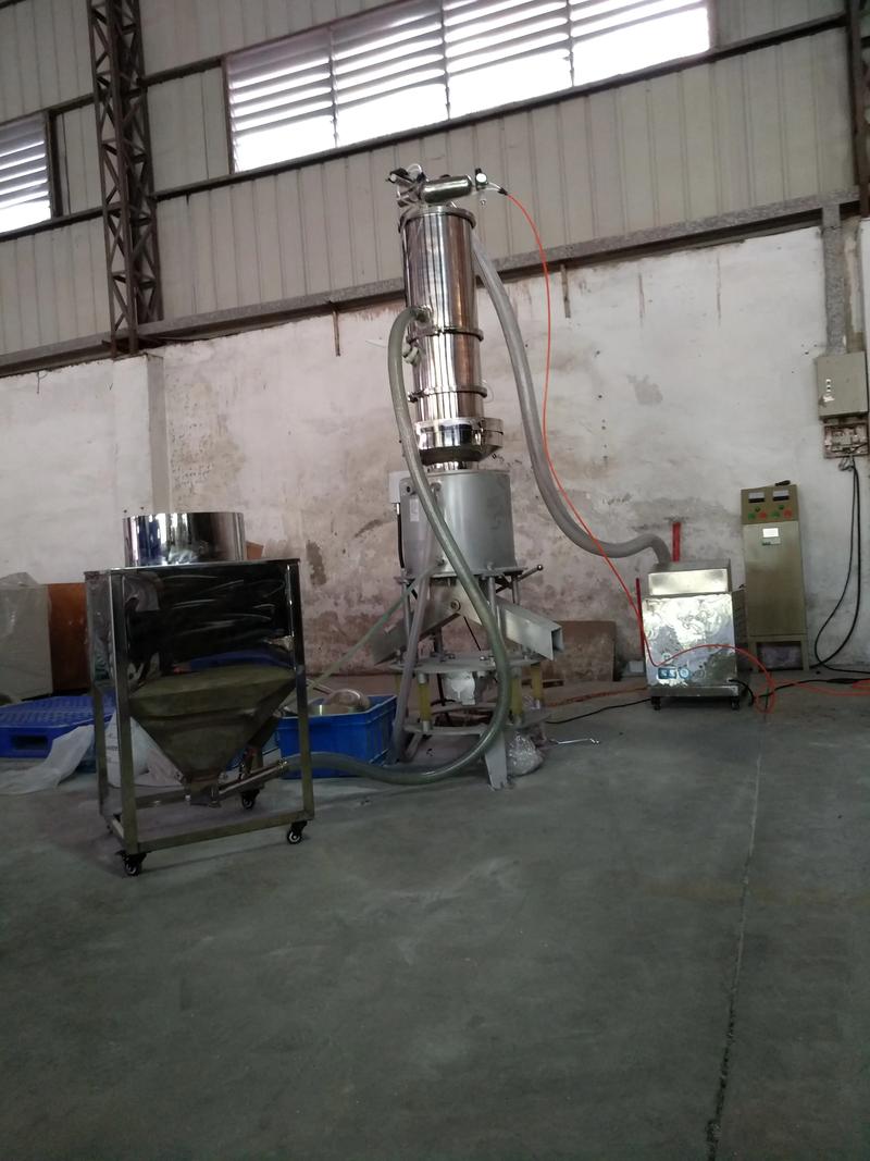 真空上料機源頭工廠直供 高效、可靠的生產解決方案