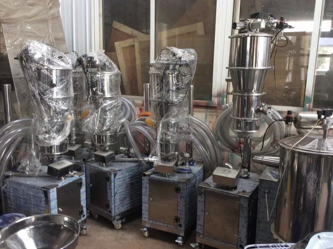 供應(yīng)自動上料機 塑料吸料機、真空吸料機與全自動上料機的全面解析